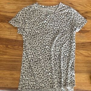 Zoe + Liv Tee